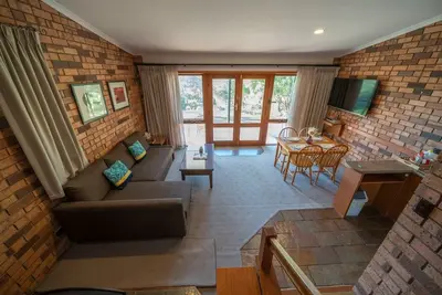 Image de Adorable Lodge 2 Blickinstal Retreat