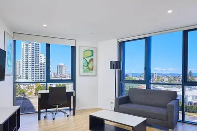Image de Comfy 1 bedroom Apartment In Centre Surfers