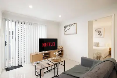 Image de 1 Bdr Apt! Garage! Clean! Gst Credits! 216d1