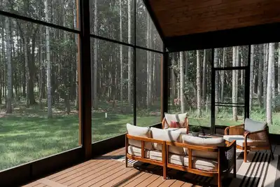 Image de Pine Place near Sand Valley