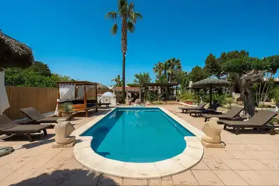 Image de Villa 'Can Cardona' avec vue sur la montagne, Wi-Fi et climatisation