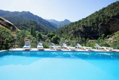 Image de Maison de campagne \"Finca La Noguera - Sierra Cazorla\" avec vue sur montagne et Wi-Fi