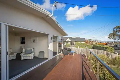 Image de 3 Bedroom House - City Views - Howrah