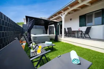 Image de Maison de vacances avec parking Dugi Rat, Omis (K-23046)