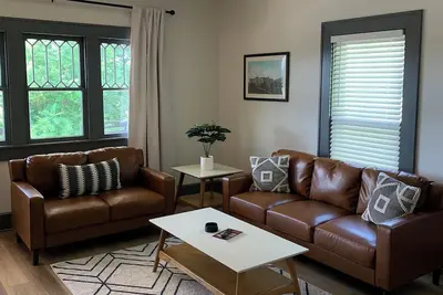 Image de Dome View Renovated Bungalow