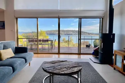 Image de Waterfront Primrose Retreat
