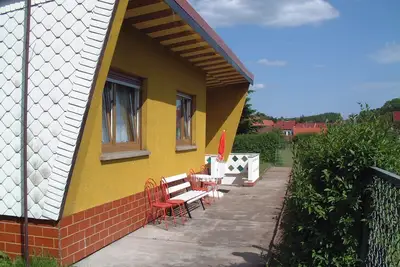 Image de Maison de vacances 'Haus Am Candelaber' avec terrasse privée et jardin privé