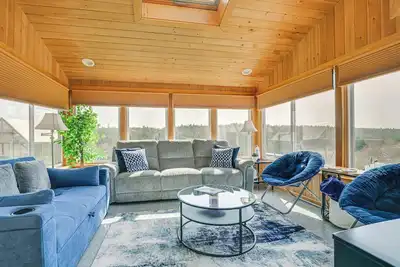 Image de Steps to Arcadia Np - Spacious Winter Harbor Home!