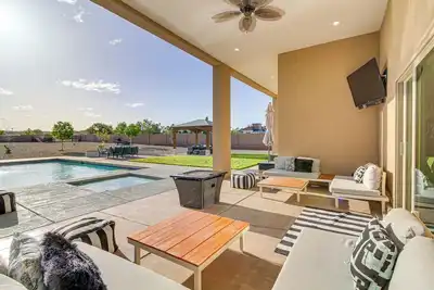 Image de Pet-Friendly Rio Rancho Home w/ Fire Pit