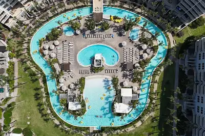 Image de Pelikana Lanai |Steps away from the Lazy River!