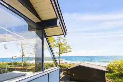 \"Berngerus\" - 25m from the sea by Interhome