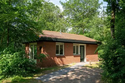 Image de Bungalow avec lave-vaisselle, près de la Veluwe