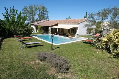 Image de Location vacances maison piscine Taillades Ls2-368