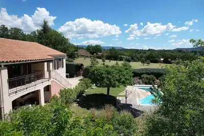 Image de Location vacances Saint Saturnin Les Apt Ls2-444.