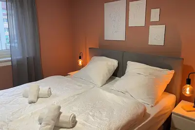 Image de Komfortable Ferienwohnung fĂĽr Familien und Reisegruppen Stadtmitte Neu-ulm