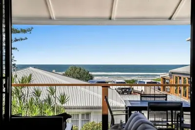 Image de The ultimate peaceful beachside escape for a couple or holiday makers.