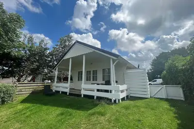 Charming Waterfront Chalet Near Lauwersmeer