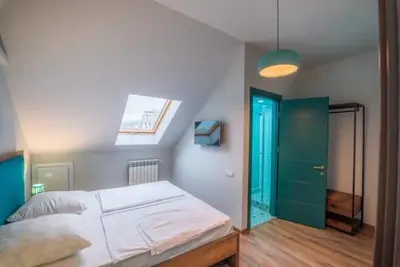 Image de Rooftop Green Apartment at Rustaveli Avenue