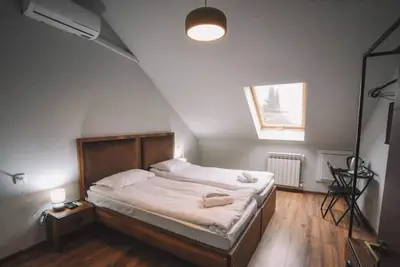 Image de Rooftop Brown Apartment at Rustaveli Avenue