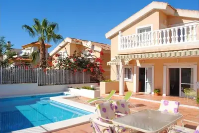 Image de Villa Con Piscina Y Jacuzzi Independientes, Wifi, Bbq Y Vistas Al Mar