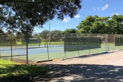 Image de Spacious House near Fort Lauderdale - Minutes from the Beach