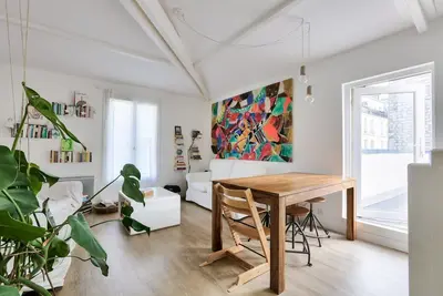 Image de Duplex Apartment With big Terrace in Vibrant Area