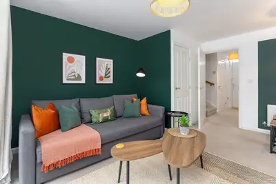 Image de Modern 2 Bedroom Townhouse | Private Parking