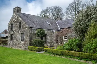 Image de Glasfryn Fawr - sleeps 10 guests in 5 bedrooms