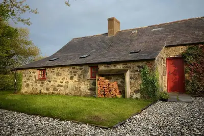 Image de The Longhouse - sleeps 6 guests in 3 bedrooms