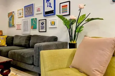 Image de South Atx Treasure. Artsy Retreat with Pool