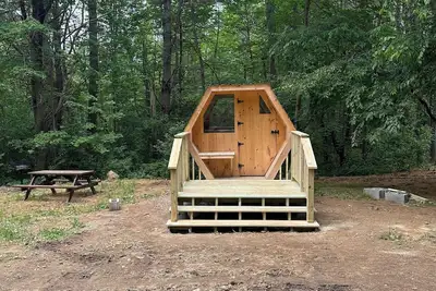 Image de Unique Hexagon Cabin in Hermon, Maine!