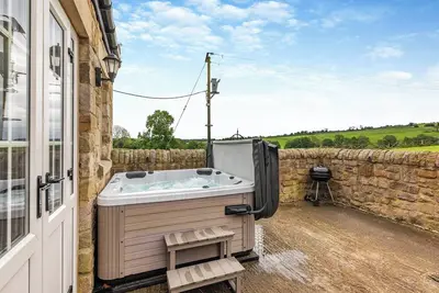 Image de Bolton Farm is an Annexe to the main house and offers a wood burner, and panoramic Views.