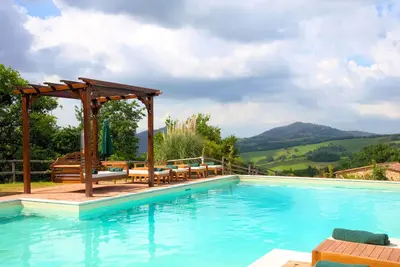 Image de Villa Poggialto, luxury Tuscany villa with panoramic pool, view and private spa