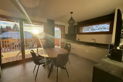 Image de Wifi, 2ème étage, balcon, parking, télévision, casier à ski, 42m², Les Gets