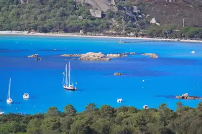 Image de Mini-villa 2 Chbres, Climatisé Avec vue mer et à 400m de la Plage, Wifi, Bbq