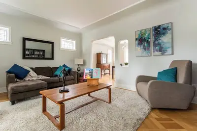 Image de Charming 5br\/3ba home in Vancouver: family friendly and up to 10 guests