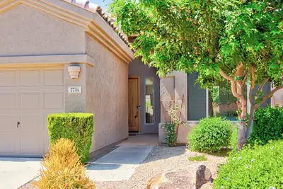 Image de Stunning Scottsdale 3 bedroom home with pool