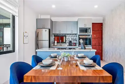 Image de Breathtaking Views 1-bdrm W/pool Maison Alizee!