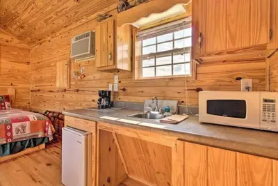 Image de Small Cabin 1, Big Montana Feel! Handicap Access