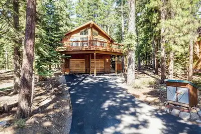 Image de Yemoto Cabin, 4bd/2ba, Greenbelt Cabin