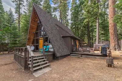 Image de Sunshine Cabin, Dog-Friendly, Private Hot Tub