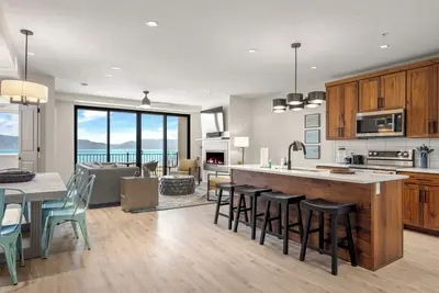 Image de Suite 301 @ Water's Edge Resort