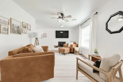 Image de Cozy home in heart of Edmond