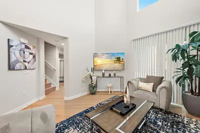 Image de 3Bedroom Beauty in the Heart of Irvine. Centrally Located, Beautifully Furnished