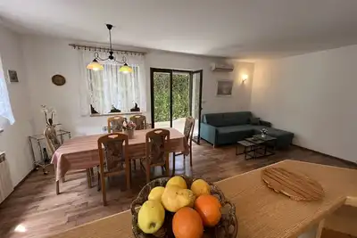 Image de Appartement de deux chambres avec la terrasse Dramalj, Crikvenica (A-23261-a)