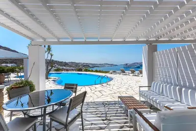 Image de My rental Homes | Apartment Rose 1 shared pool and air conditioning