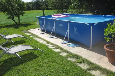 Charmant Appartement Neuf Dans une Maison, à 12 min du Pal, Climatisé, Parking