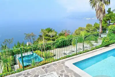 Image de Villa Saracena: A remarkable three-story historical villa which faces the sun and the sea, with Free Wi-Fi.