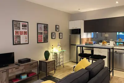 Image de Stylishly appointed apartment in Carlton - free parking and includes breakfast.