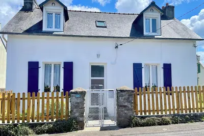 Image de Ty Roz, Maison Avec Jardin au Calme, Centre à Pied